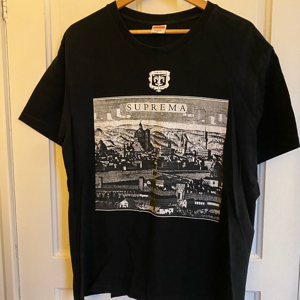 Supreme Tees